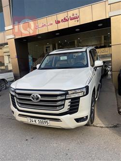 تويوتا لاندكروزر